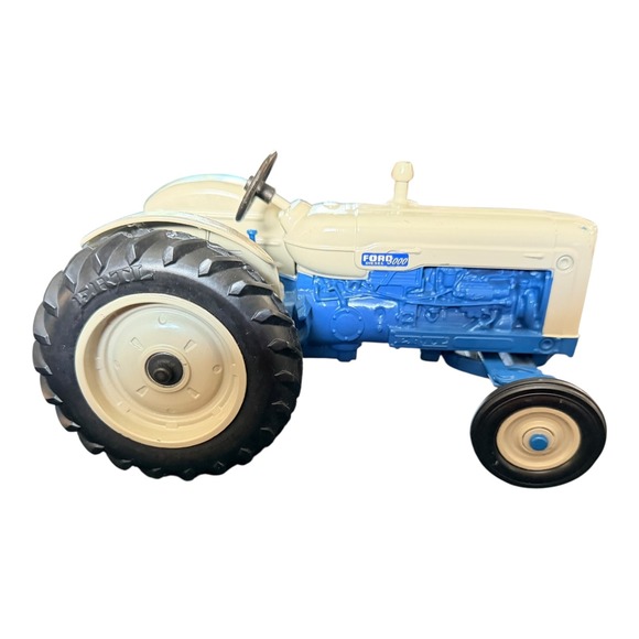 ERTL Other - Ertl Ford 5000 Diesel Tractor 1/16 Scale Toy Blue Cream Diecast VTG Farm Good